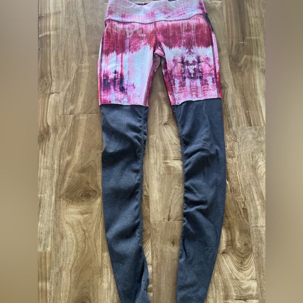 Alo Yoga Goddess Leggings